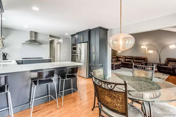 Fort Gratiot, MI 48059,3938 Essex