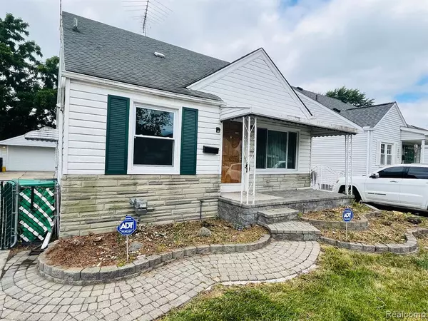 Eastpointe, MI 48021,22797 ROXANA Avenue