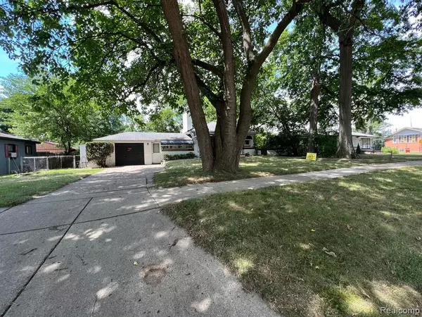Madison Heights, MI 48071,27901 WRENSON Street