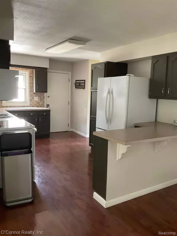 Port Huron, MI 48060,3001 W WOODLAND Drive