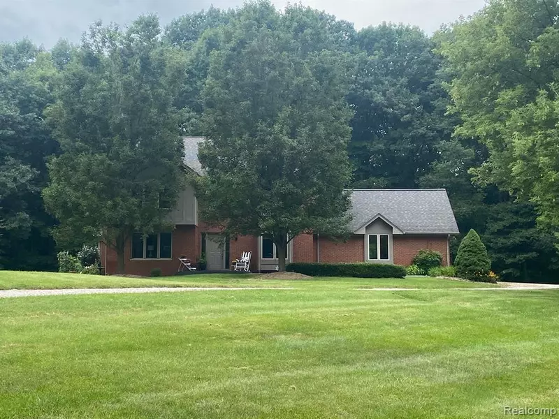 3620 OLDE FARM Lane, Ortonville, MI 48462