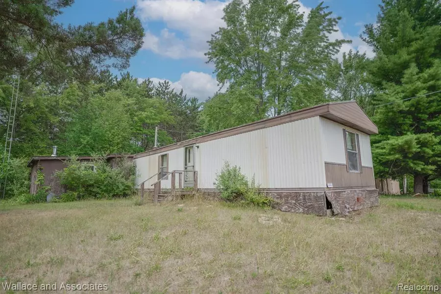1665 BURNS LINE Road, Croswell, MI 48422