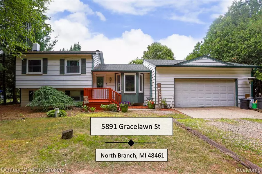 5891 GRACELAWN Street, North Branch, MI 48461