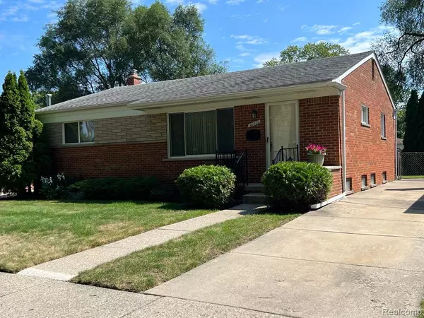 Madison Heights, MI 48071,30526 LONGFELLOW Avenue