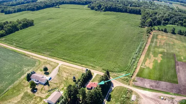 Gregory, MI 48137,16330 DEEP VALLEY Road