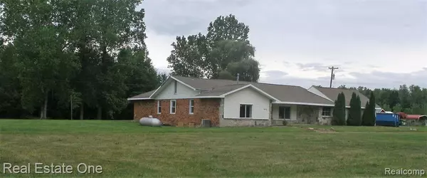 New Boston, MI 48164,43350 WILLOW Road