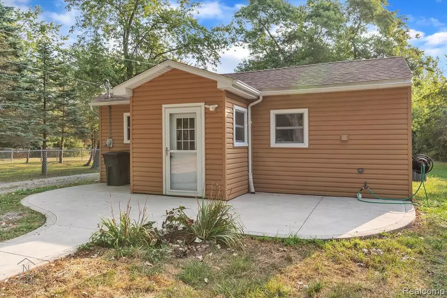 13310 Parkway Boulevard, Carleton, MI 48117