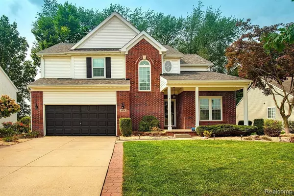 9936 LANCASTER Drive, Belleville, MI 48111