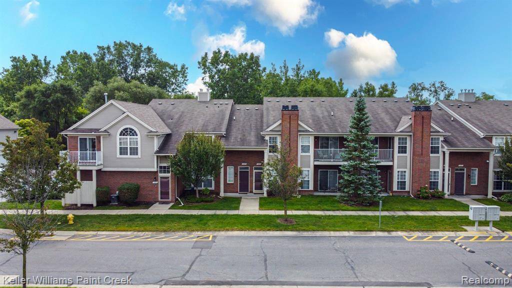 15320 YALE Drive, Clinton Twp, MI 48038