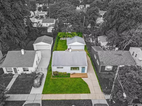 Ferndale, MI 48220,1655 E HAZELHURST Street