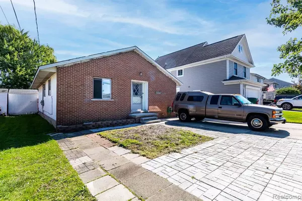 Harrison Township, MI,37590 LAKEVILLE Street