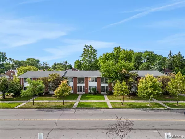 18419 W CHICAGO Street, Detroit, MI 48228