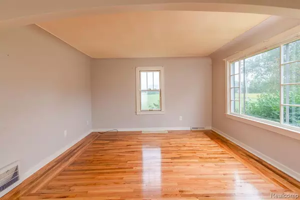 Montrose, MI 48457,16870 EAST Road