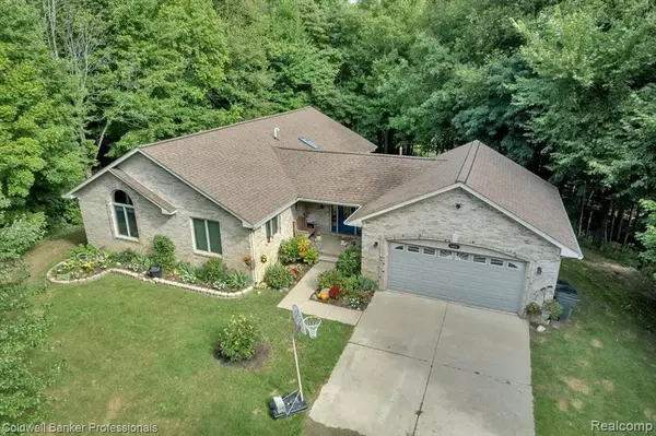 5068 CURTIS Road, Attica, MI 48412