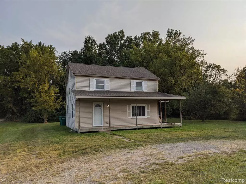 New Boston, MI 48164,30103 VAN HORN Road