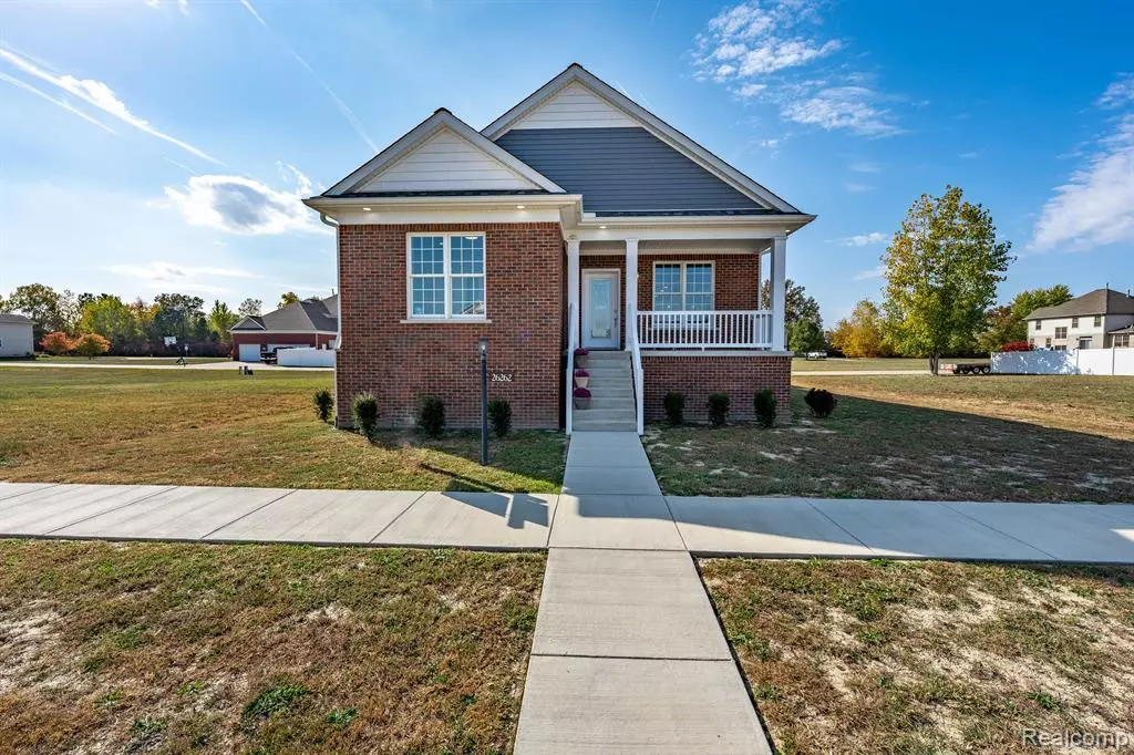 New Boston, MI 48164,26262 TROWBRIDGE Square