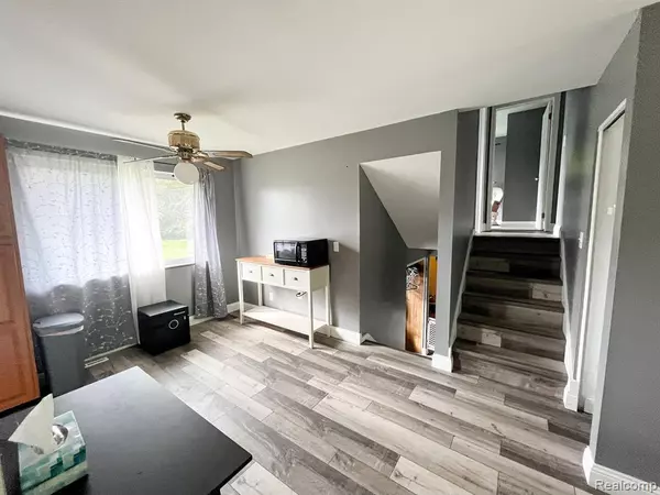 Gaines Vlg, MI 48436,12085 COOK Road