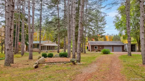 5744 PINKERTON Road, Vassar, MI 48768