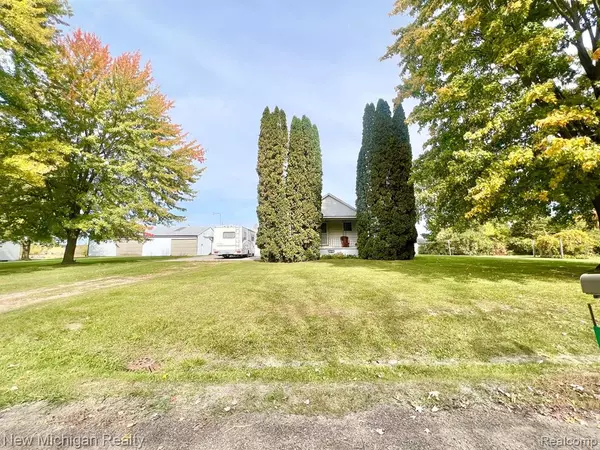 8406 FARRAND Road, Montrose, MI 48457