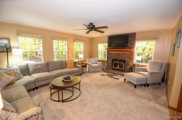 Ortonville, MI 48462,465 Clear Creek Court Road