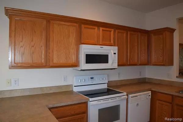 New Baltimore, MI,30006 Camden Circle