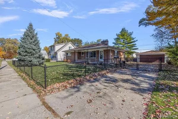 Madison Heights, MI 48071,27074 ALGER Boulevard