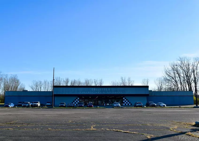 5350 DAVISON Road, Burton, MI 48509
