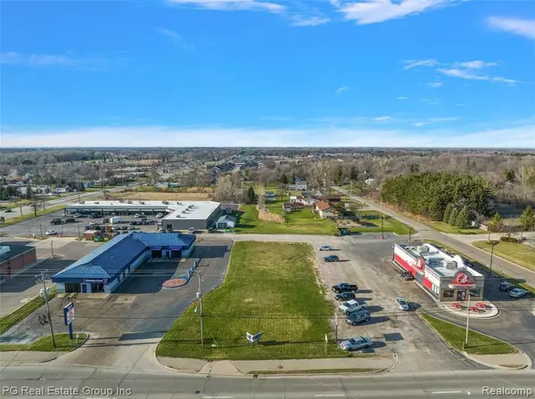 Flint, MI 48532,4474 CORUNNA Road