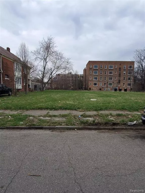 Detroit, MI 48202,650 GLADSTONE Street