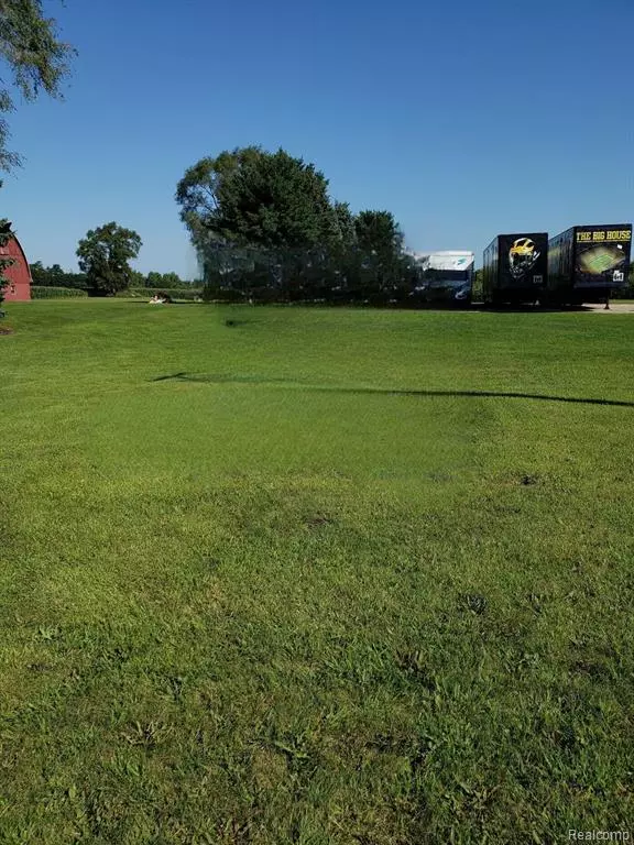 0 SAROSSY LAKE Road, Grass Lake, MI 49240