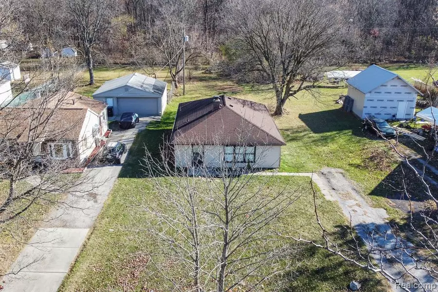 22431 MONTEREY Drive, Woodhaven, MI 48183