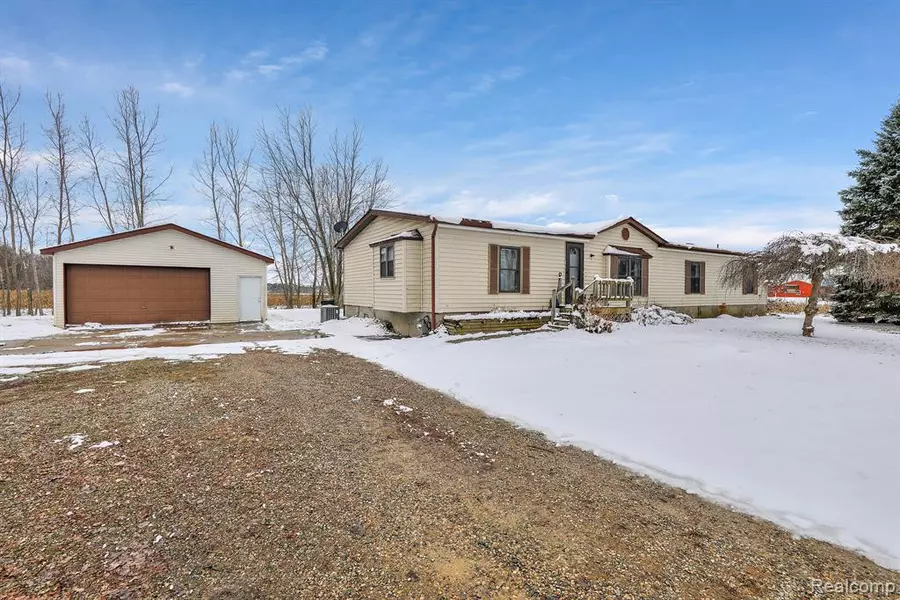 3364 Barnes Road, North Branch, MI 48461