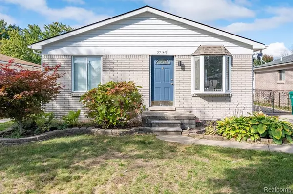 32148 BELCREST Road, Rockwood, MI