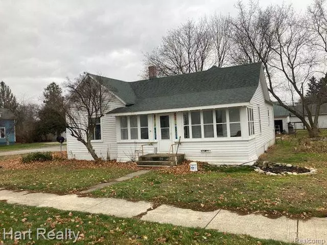 6694 MAIN Street, Cass City, MI 48726