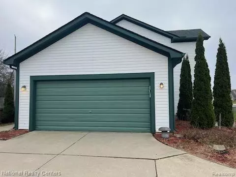 Goodrich Vlg, MI,8061 FOX HOLLOW Road