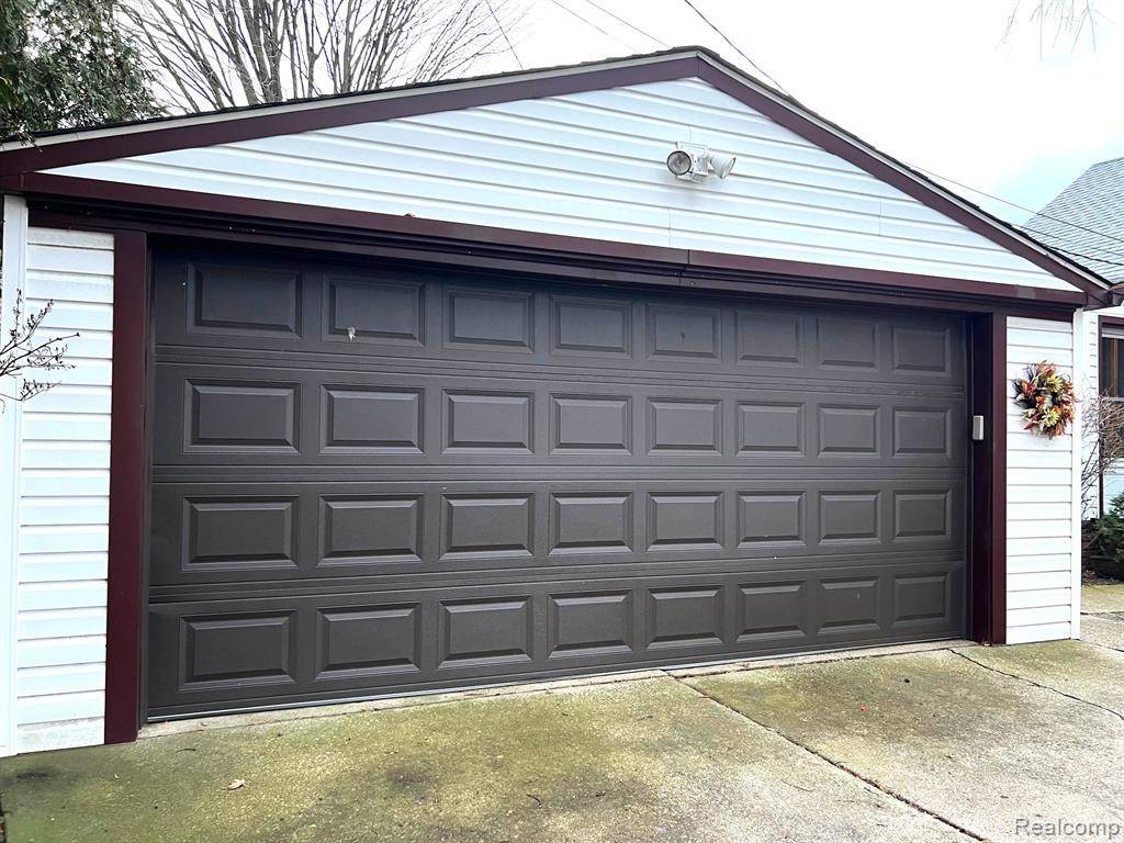 Allen Park, MI 48101,6507 ROSEDALE Boulevard