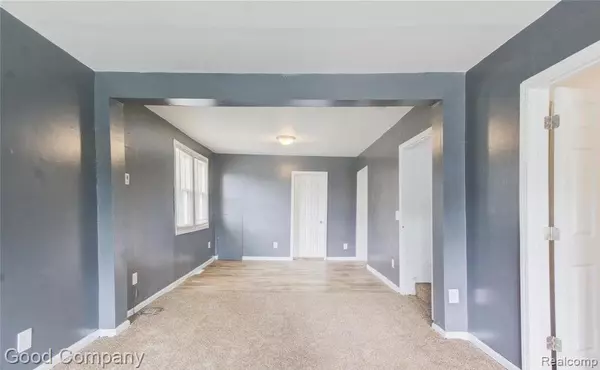 Eastpointe, MI 48021,21715 NEVADA Avenue