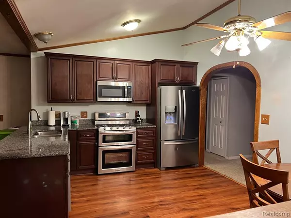 Woodhaven, MI 48183,25515 MONTEBELLO