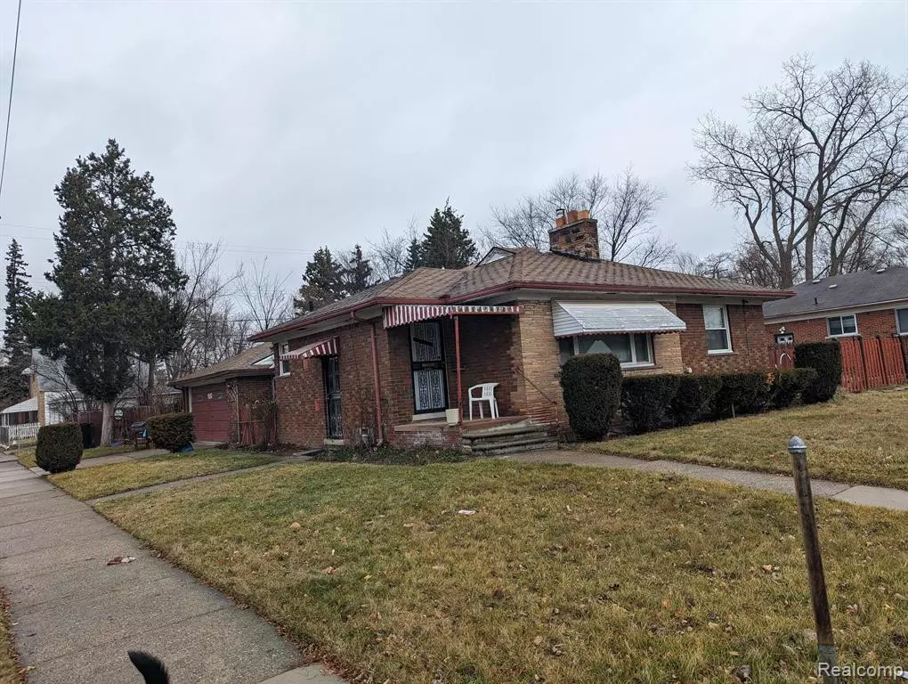 Hamtramck, MI 48212,7401 BUHR Street