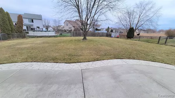 New Baltimore, MI 48047,35686 Walden Court