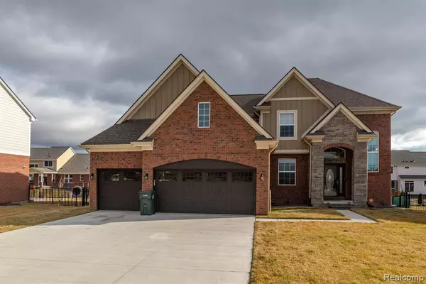 51604 VALLEYVIEW Road, New Baltimore, MI