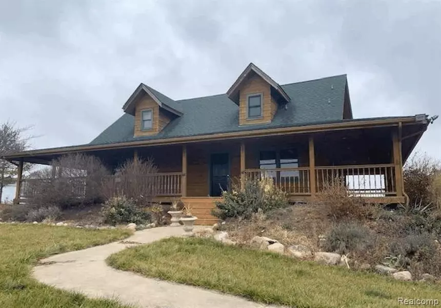 3300 W HIBBARD Road, Owosso, MI 48867