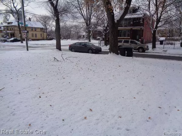 Detroit, MI 48207,3104 HELEN Street