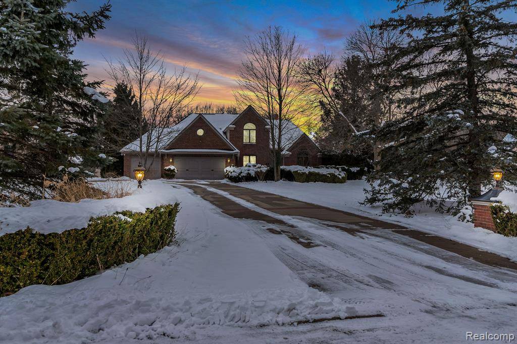 3295 FIELDSTONE Drive, Flushing, MI 48433