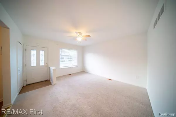 Eastpointe, MI 48021,21786 Nevada Avenue
