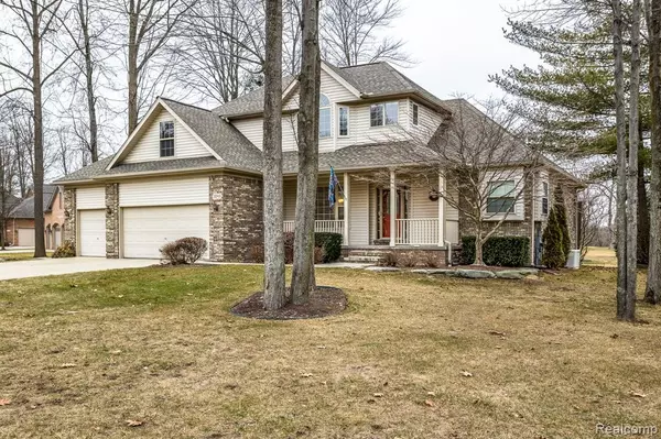 Port Huron, MI 48060,3243 SAINT ANDREWS Drive