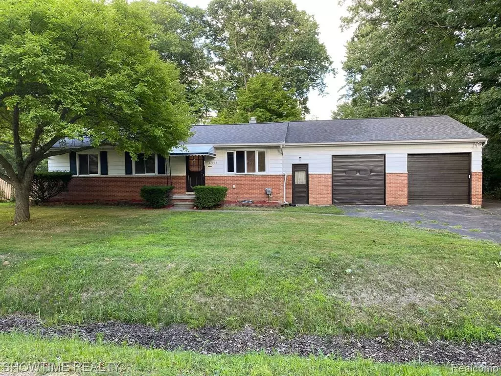 Farmington Hills, MI 48336,21338 WHITTINGTON Street