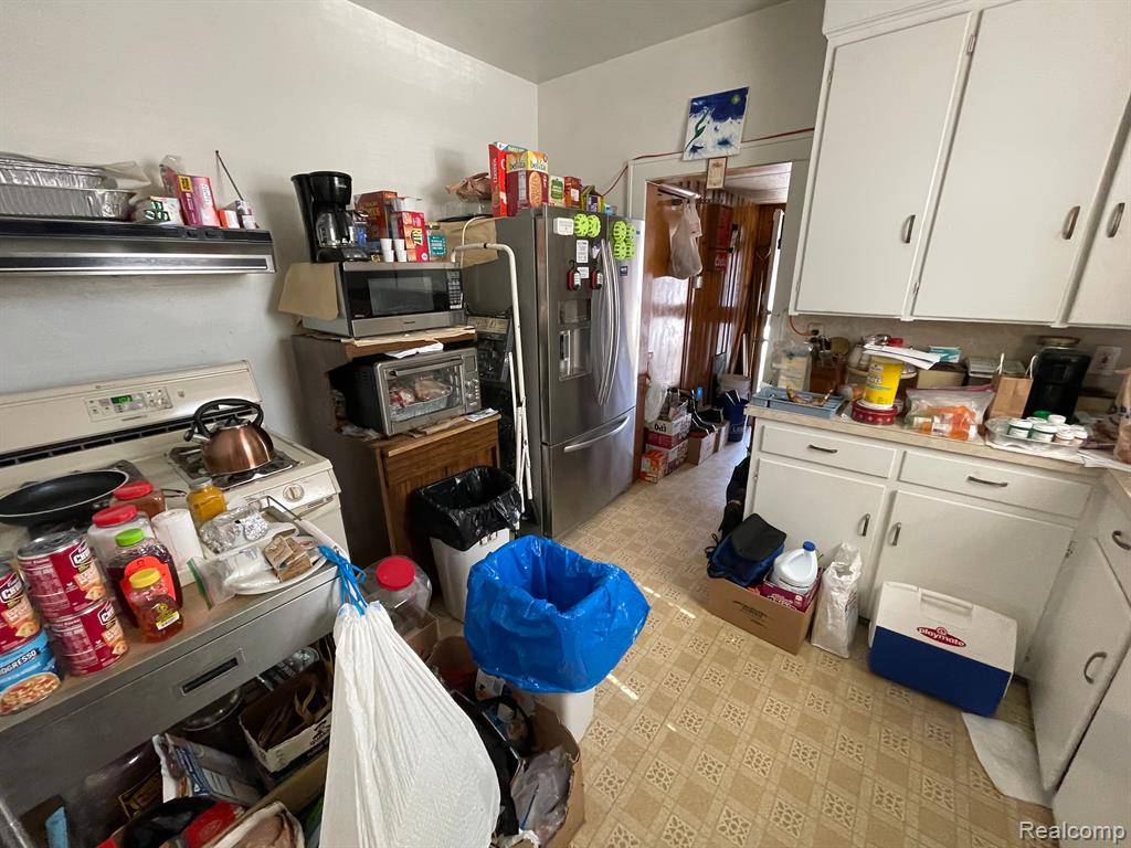 Highland Park, MI 48203,19312 DANBURY Street