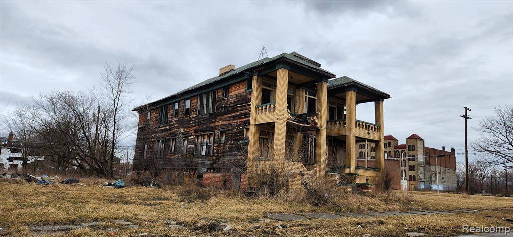 Detroit, MI 48206,3740 ROCHESTER Street