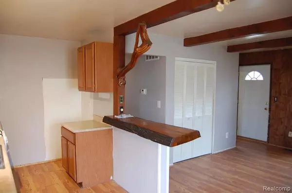 Rockwood, MI,35381 DERN Drive